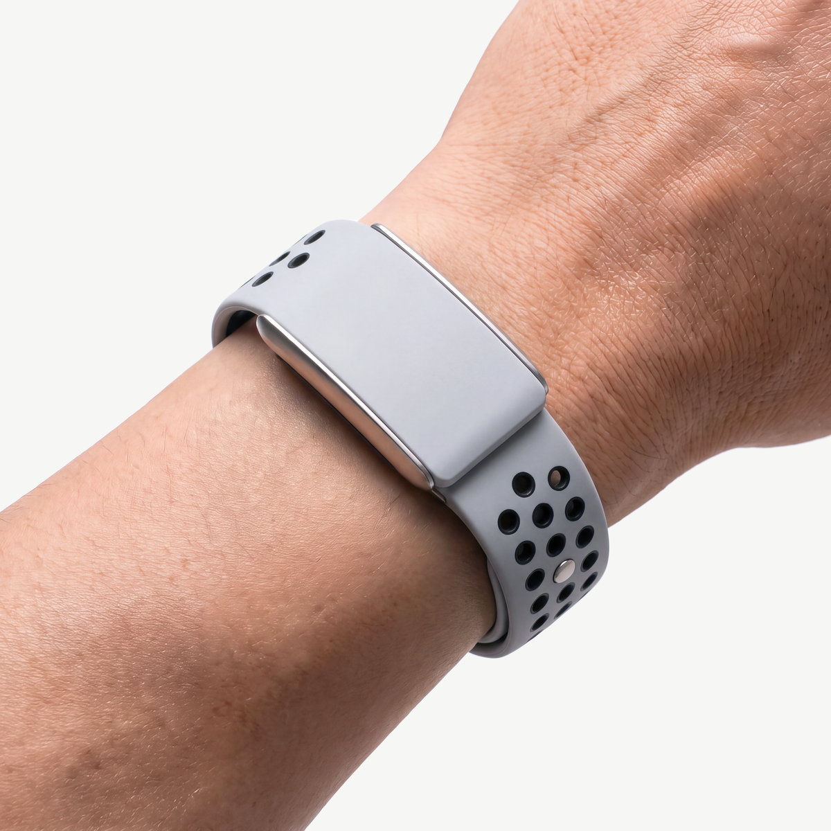 AeroFlex Band Ash — worn on wrist
