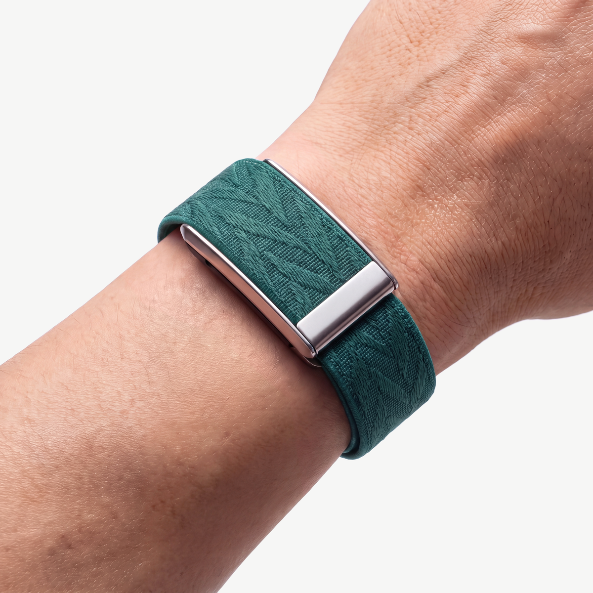 Chevron Band Clover Silver — worn on wrist