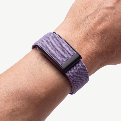 KnitLoop Band Lilac — worn on wrist