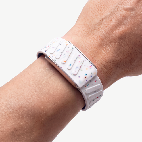 DuoRib Band Spectrum Silver — worn on wrist