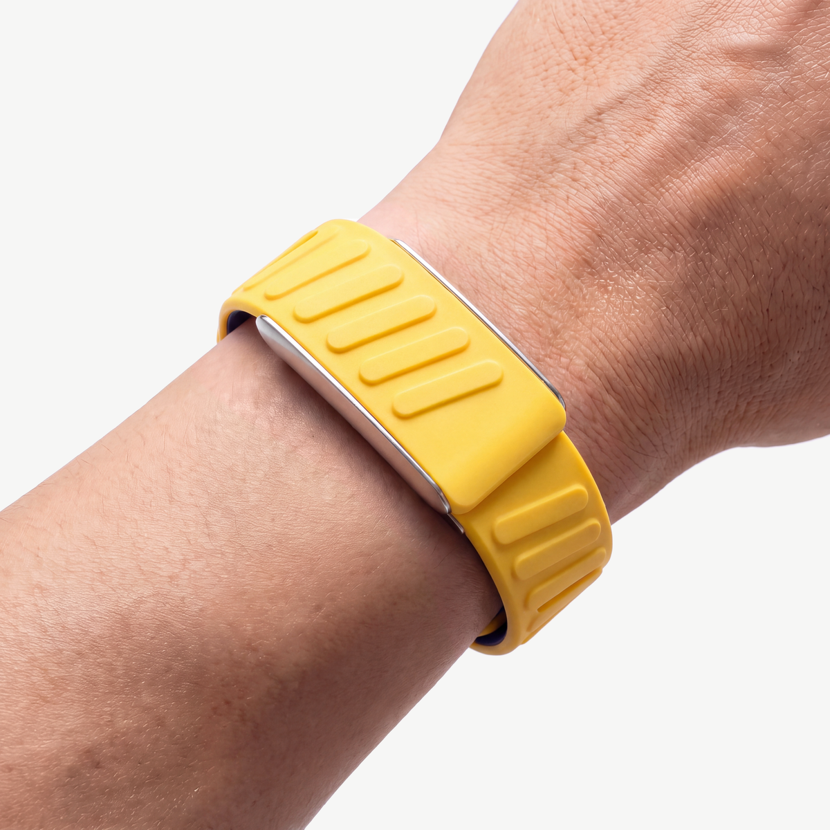 DuoRib Band Beacon Silver — worn on wrist